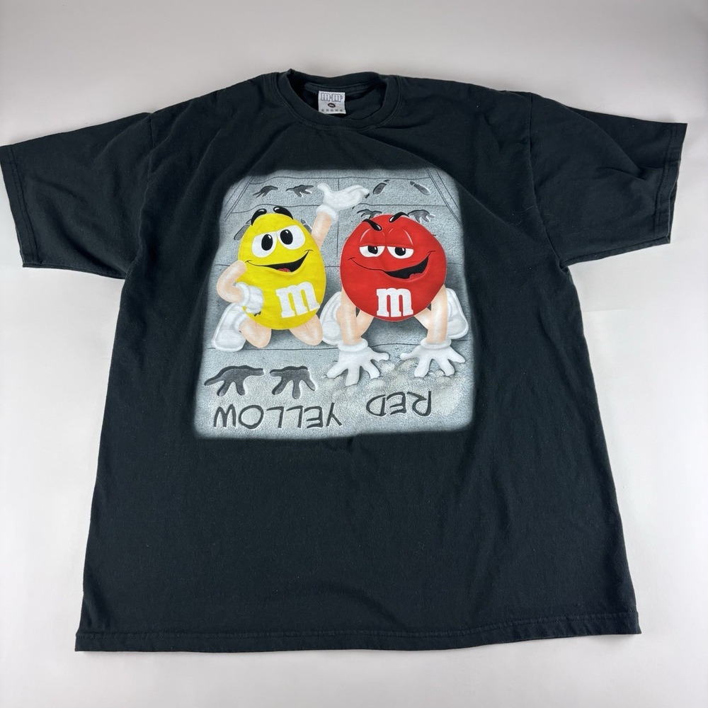 Vintage M&M's. XXL Wet Cement Red Yellow T Shirt Size 2XL Black Candy